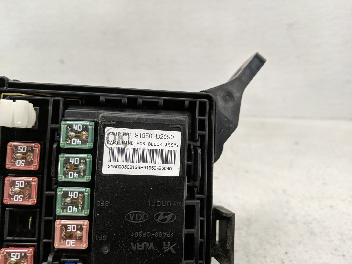 2015 Kia Soul Fusebox Fuse Box Panel Relay Module P/N:91950-B2090 91950-B2020 Fits OEM Used Auto Parts - Oemusedautoparts1.c
