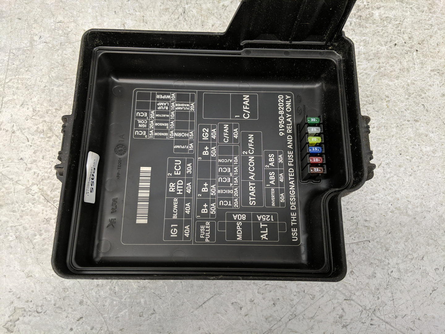 2015 Kia Soul Fusebox Fuse Box Panel Relay Module P/N:91950-B2090 91950-B2020 Fits OEM Used Auto Parts - Oemusedautoparts1.c