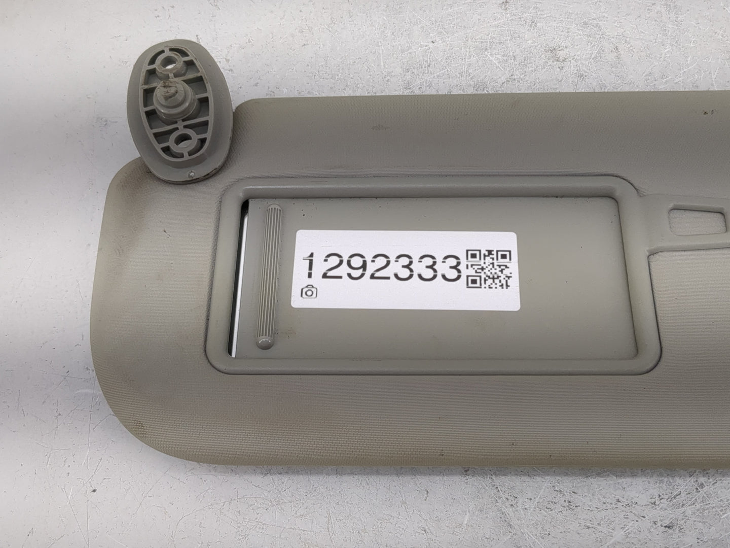 2014-2019 Kia Soul Sun Visor Shade Replacement Passenger Right Mirror Fits Fits 2014 2015 2016 2017 2018 2019 OEM Used Auto 
