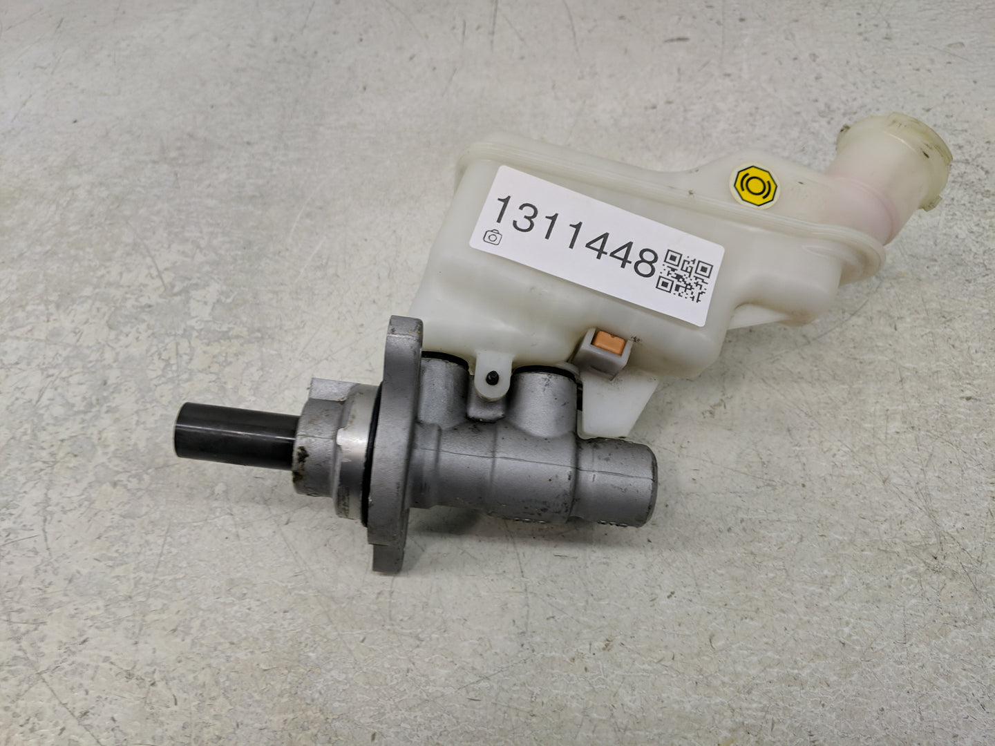 2014-2016 Kia Soul Brake Master Cylinder - Oemusedautoparts1.com