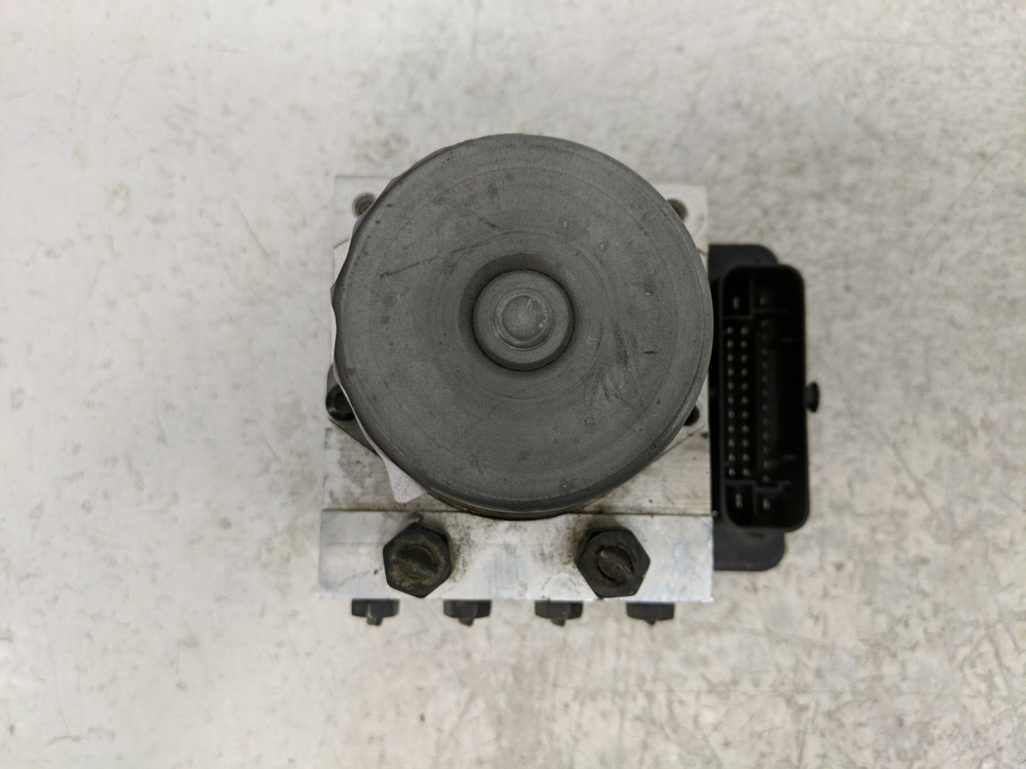 2014-2015 Kia Soul ABS Pump Control Module Replacement P/N:58900-B2506 Fits Fits 2014 2015 OEM Used Auto Parts - Oemusedauto