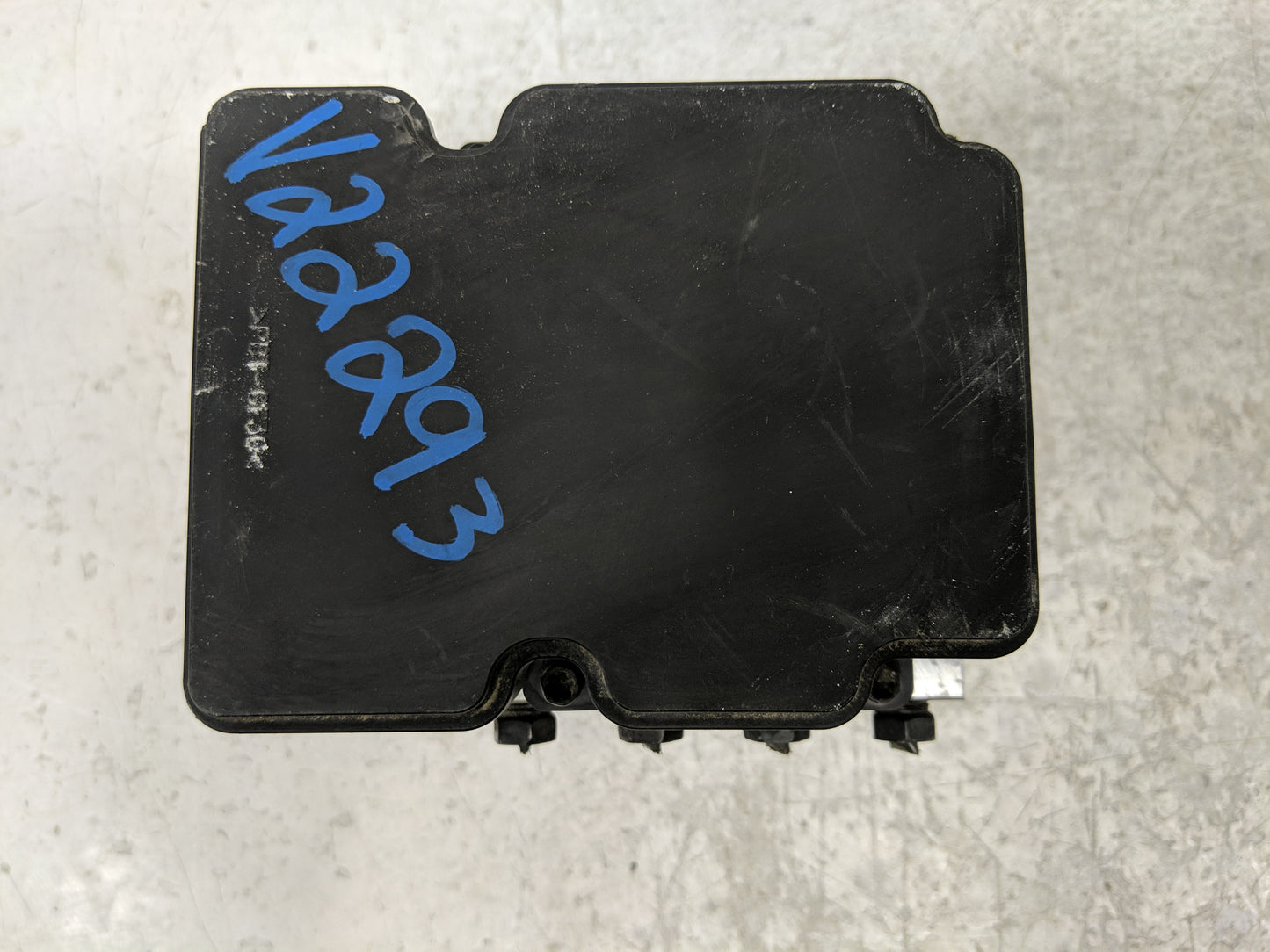 2014-2015 Kia Soul ABS Pump Control Module Replacement P/N:58900-B2506 Fits Fits 2014 2015 OEM Used Auto Parts - Oemusedauto