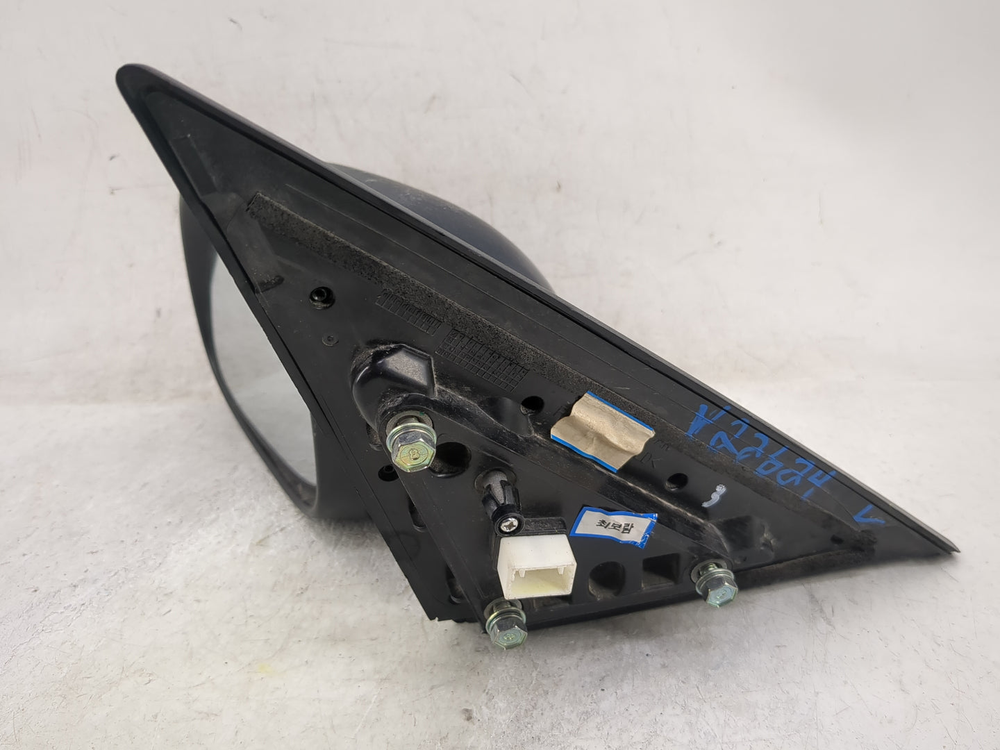 2014-2019 Kia Soul Driver Side View Mirror - Left Door Mirror OEM Used - Oemusedautoparts1.com