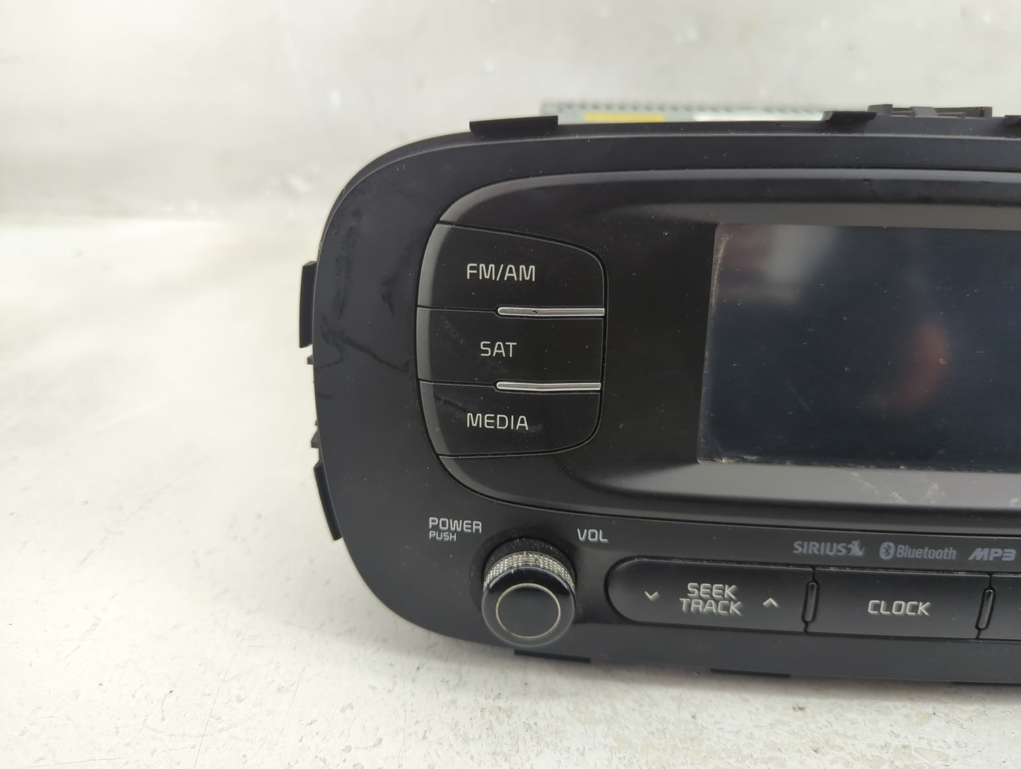 2014-2016 Kia Soul Radio AM FM Cd Player Receiver Replacement P/N:96160-B2020CA Fits Fits 2014 2015 2016 OEM Used Auto Parts