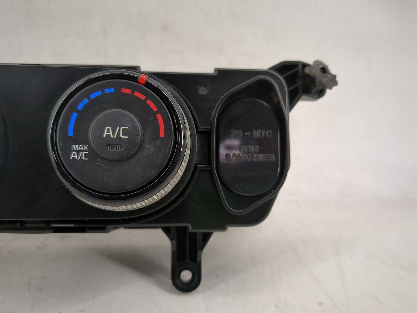 2014-2016 Kia Soul Climate Control Module Temperature AC/Heater Replacement P/N:97250-B2AS0ASB C500-FGDCA01 Fits OEM Used Au