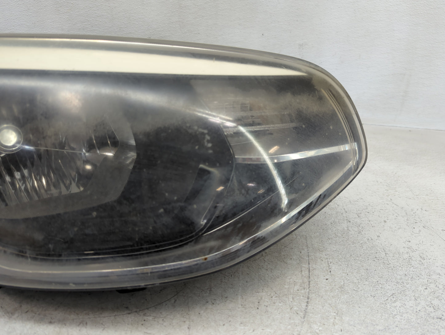 2014-2016 Kia Soul Passenger Right Oem Head Light Headlight Lamp - Oemusedautoparts1.com