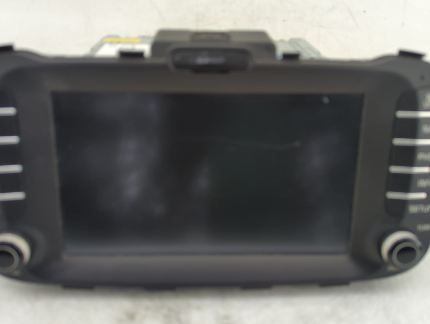 2014-2016 Kia Soul Radio AM FM Cd Player Receiver Replacement P/N:96560-B2211CA Fits Fits 2014 2015 2016 OEM Used Auto Parts