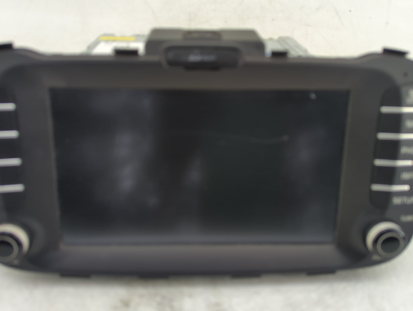 2014-2016 Kia Soul Radio AM FM Cd Player Receiver Replacement P/N:96560-B2211CA Fits Fits 2014 2015 2016 OEM Used Auto Parts