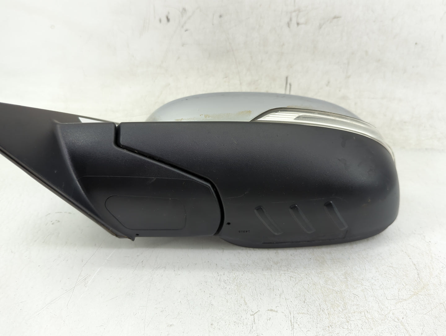 2014-2019 Kia Soul Driver Side View Mirror - Left Door Mirror OEM Used - Oemusedautoparts1.com