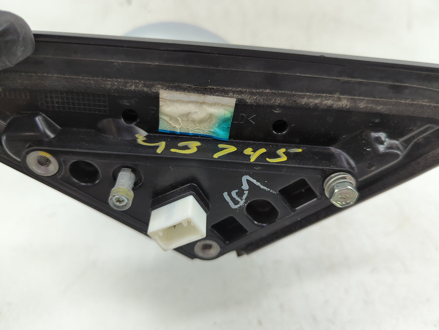 2014-2019 Kia Soul Driver Side View Mirror - Left Door Mirror OEM Used - Oemusedautoparts1.com