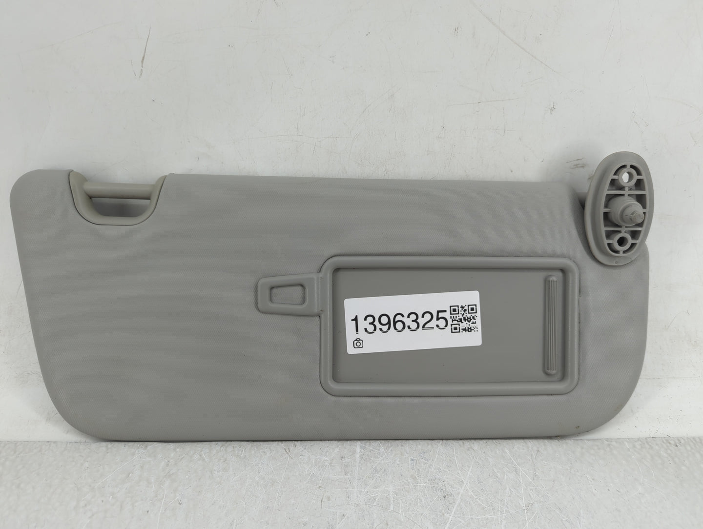 2014-2019 Kia Soul Sun Visor Shade Replacement Passenger Right Mirror Fits Fits 2014 2015 2016 2017 2018 2019 OEM Used Auto 