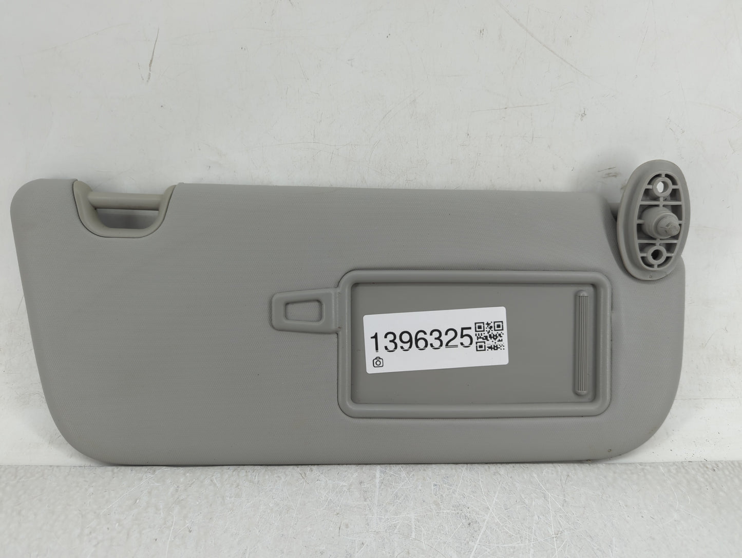2014-2019 Kia Soul Sun Visor Shade Replacement Passenger Right Mirror Fits Fits 2014 2015 2016 2017 2018 2019 OEM Used Auto 