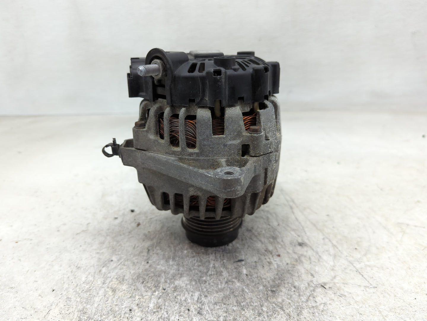 2012-2015 Kia Soul Alternator Replacement Generator Charging Assembly Engine OEM P/N:2610819 37300-2E300 Fits OEM Used Auto 