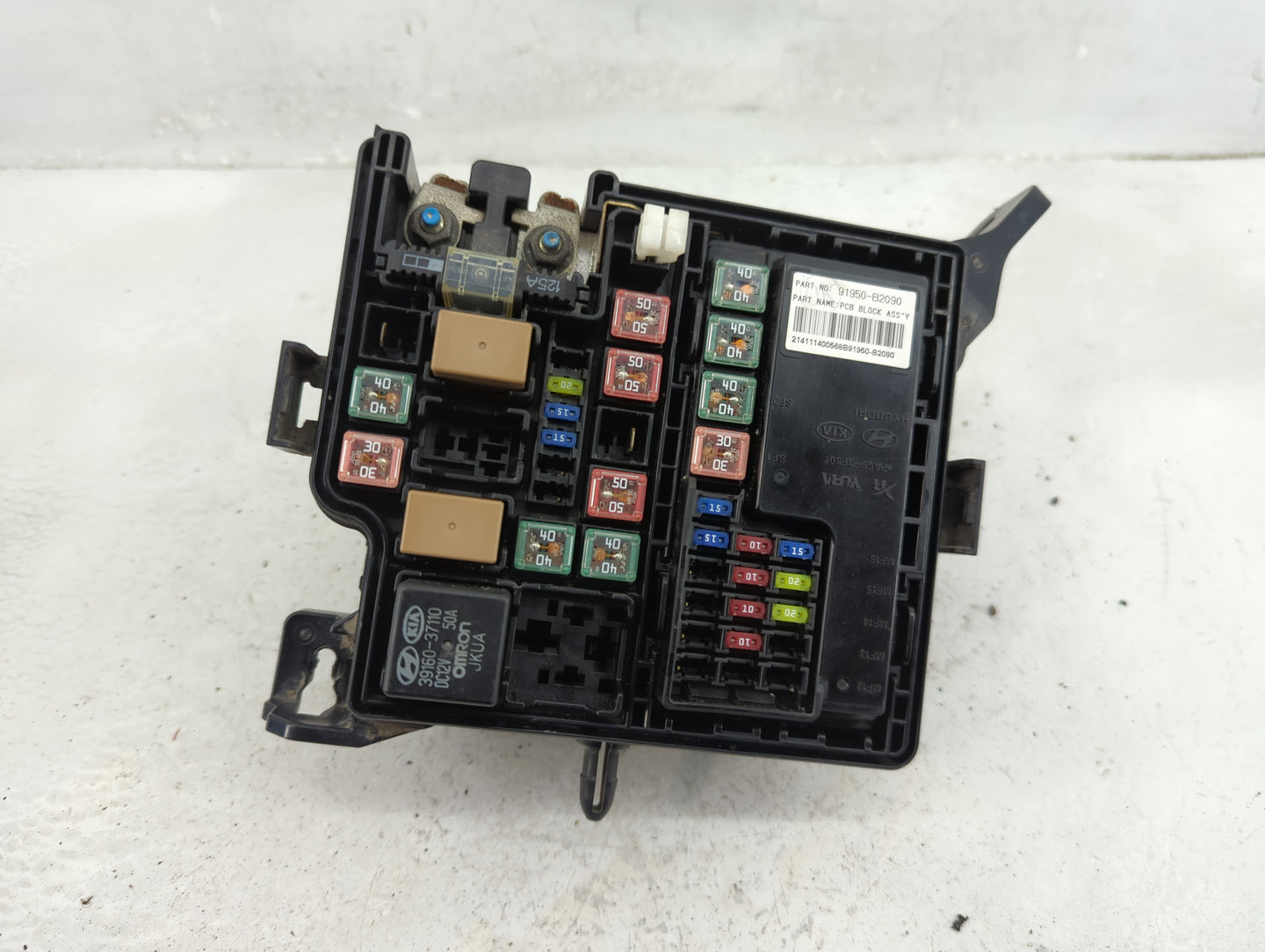 2015 Kia Soul Fusebox Fuse Box Panel Relay Module P/N:91950-B2090 Fits OEM Used Auto Parts - Oemusedautoparts1.com