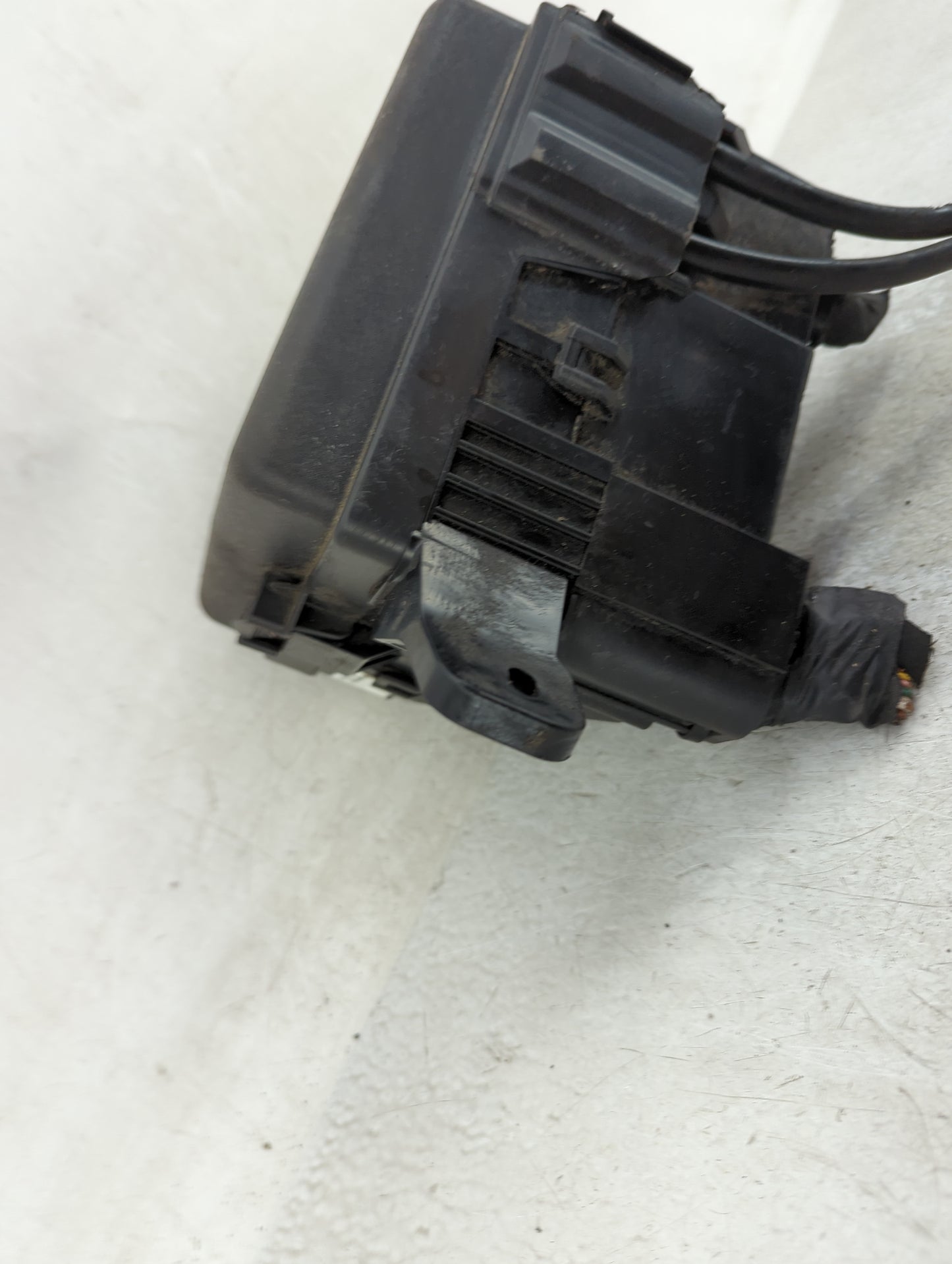 2015 Kia Soul Fusebox Fuse Box Panel Relay Module Fits OEM Used Auto Parts - Oemusedautoparts1.com