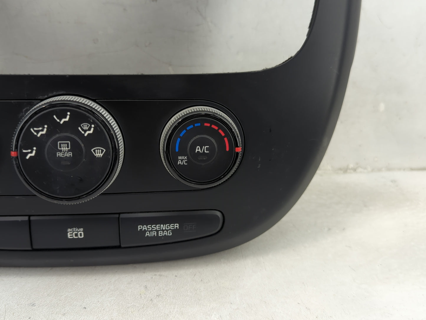 2014-2016 Kia Soul Climate Control Module Temperature AC/Heater Replacement P/N:97250-B2AS0ASB Fits Fits 2014 2015 2016 OEM 