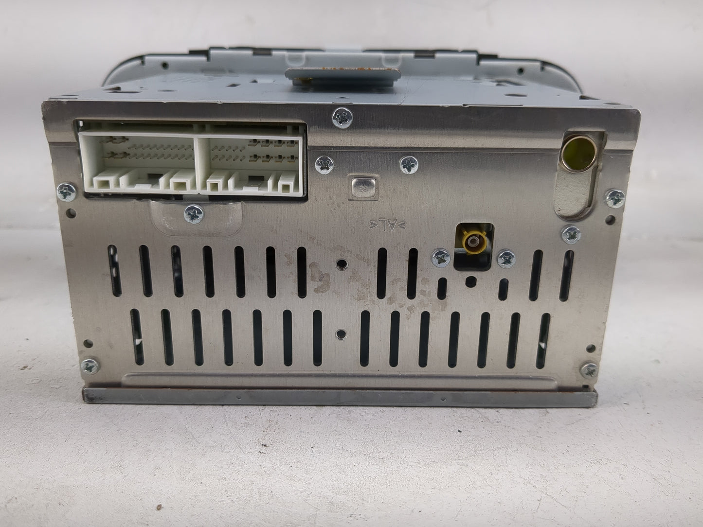 2014-2016 Kia Soul Radio AM FM Cd Player Receiver Replacement P/N:96170-B2090CA Fits Fits 2014 2015 2016 OEM Used Auto Parts
