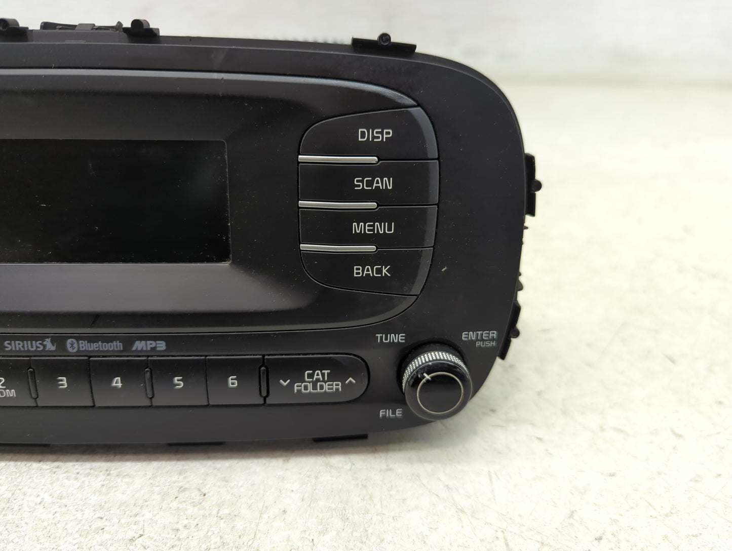 2014-2016 Kia Soul Radio AM FM Cd Player Receiver Replacement P/N:96170-B2090CA Fits Fits 2014 2015 2016 OEM Used Auto Parts