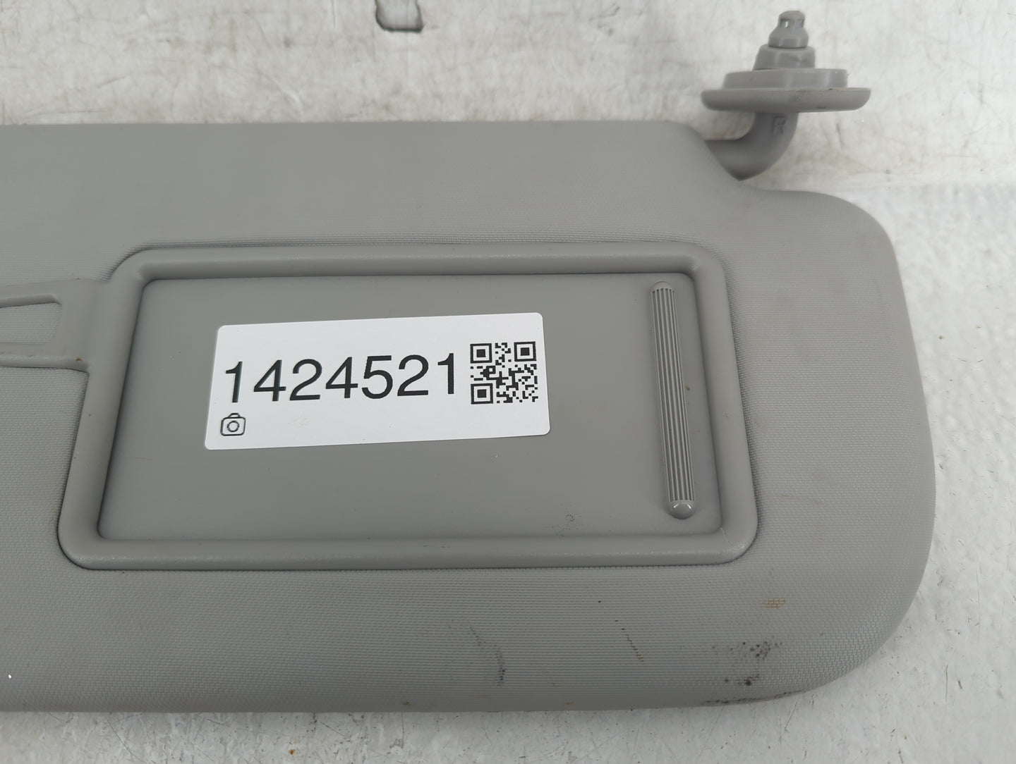 2014-2019 Kia Soul Sun Visor Shade Replacement Passenger Right Mirror Fits Fits 2014 2015 2016 2017 2018 2019 OEM Used Auto 