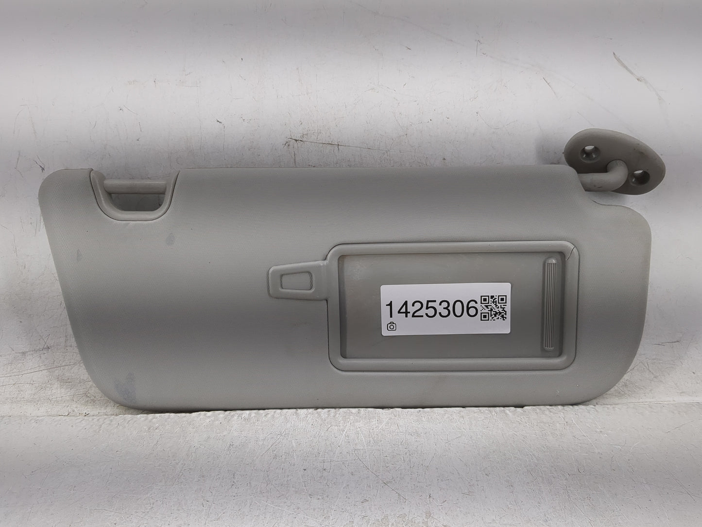 2014-2019 Kia Soul Sun Visor Shade Replacement Passenger Right Mirror Fits Fits 2014 2015 2016 2017 2018 2019 OEM Used Auto 