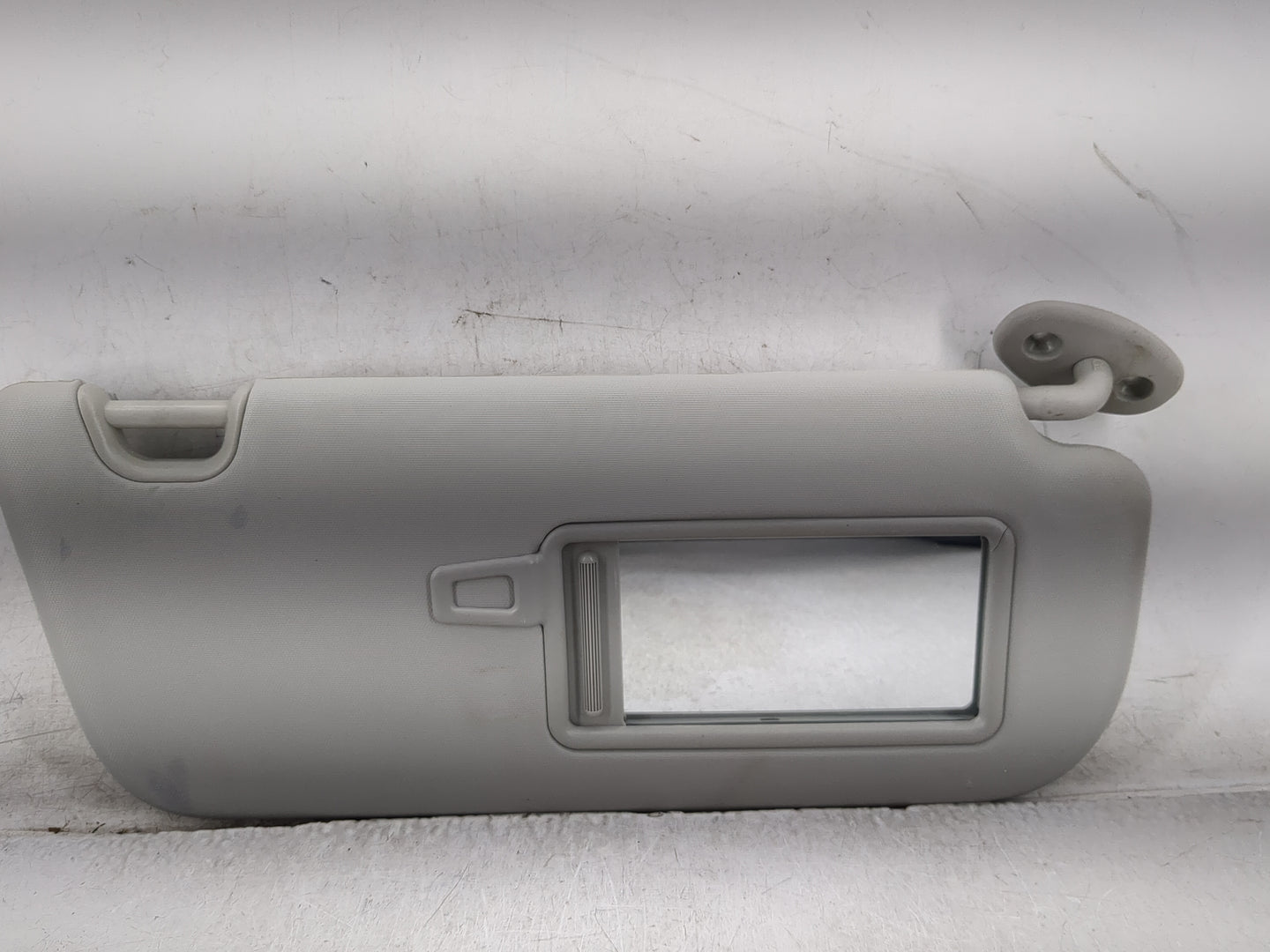 2014-2019 Kia Soul Sun Visor Shade Replacement Passenger Right Mirror Fits Fits 2014 2015 2016 2017 2018 2019 OEM Used Auto 