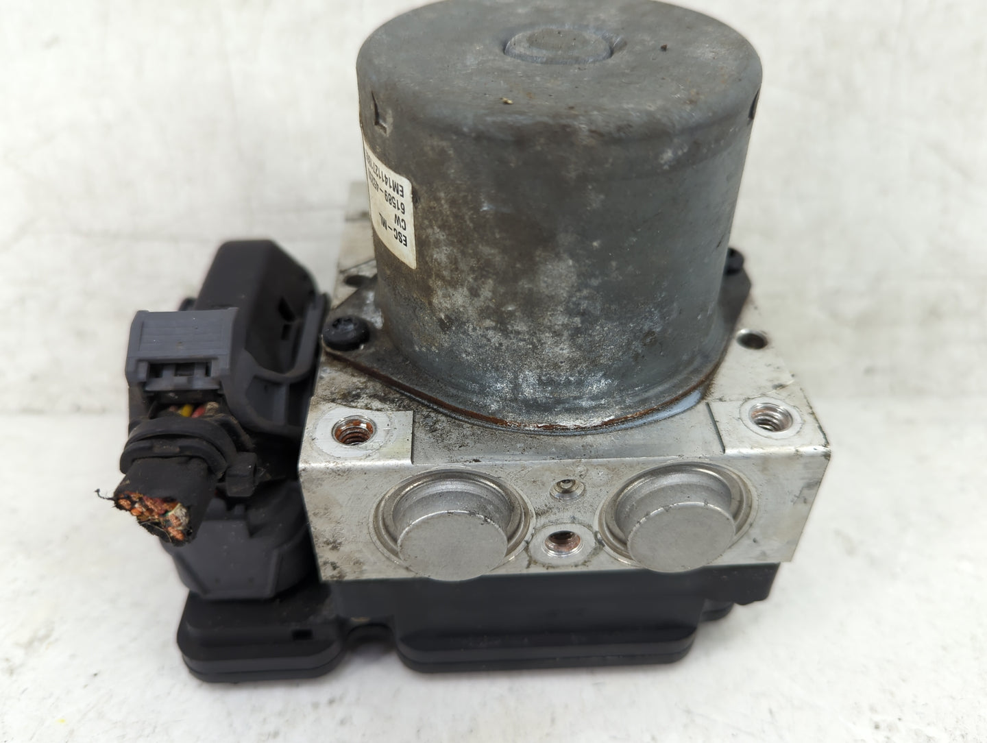 2014-2015 Kia Soul ABS Pump Control Module Replacement P/N:58900-B2506 61589-4S200, EM141127186S, 95566-30520 Fits Fits 2014