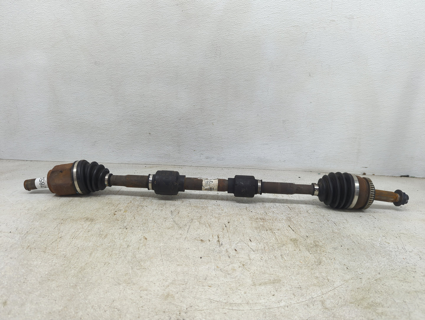 2014-2019 Kia Soul Axle Shaft Front Passenger Cv C/v - Oemusedautoparts1.com