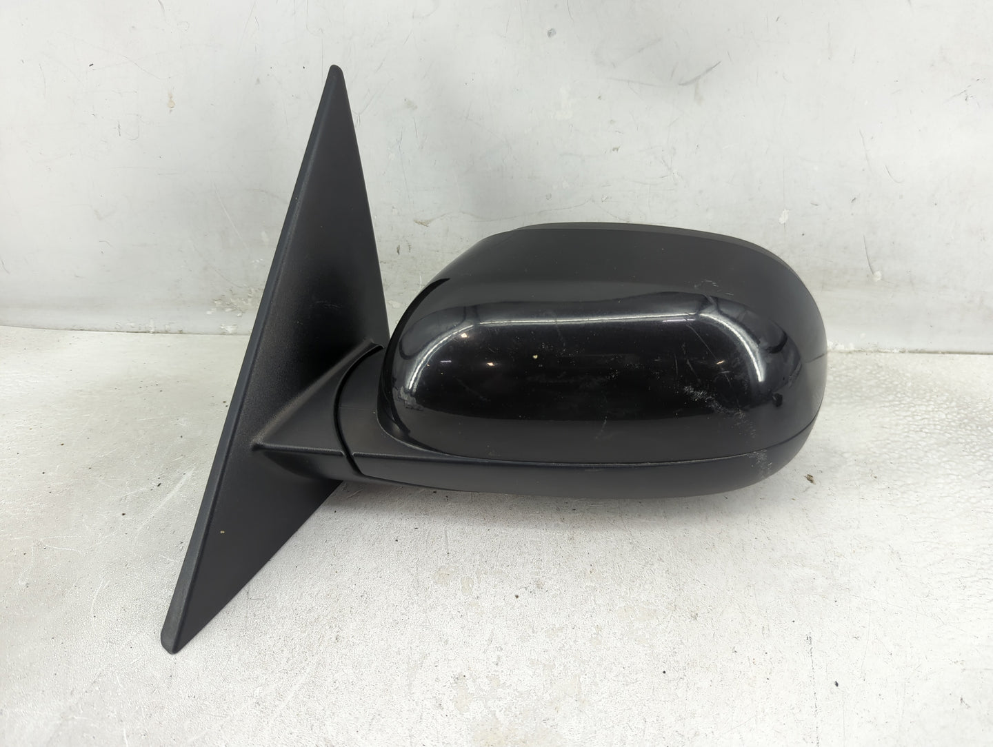 2014-2019 Kia Soul Driver Side View Mirror - Left Door Mirror OEM Used - Oemusedautoparts1.com