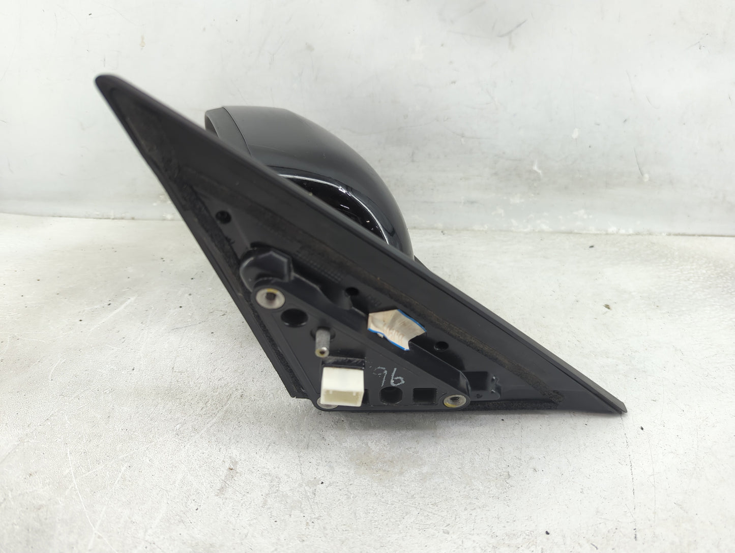 2014-2019 Kia Soul Driver Side View Mirror - Left Door Mirror OEM Used - Oemusedautoparts1.com