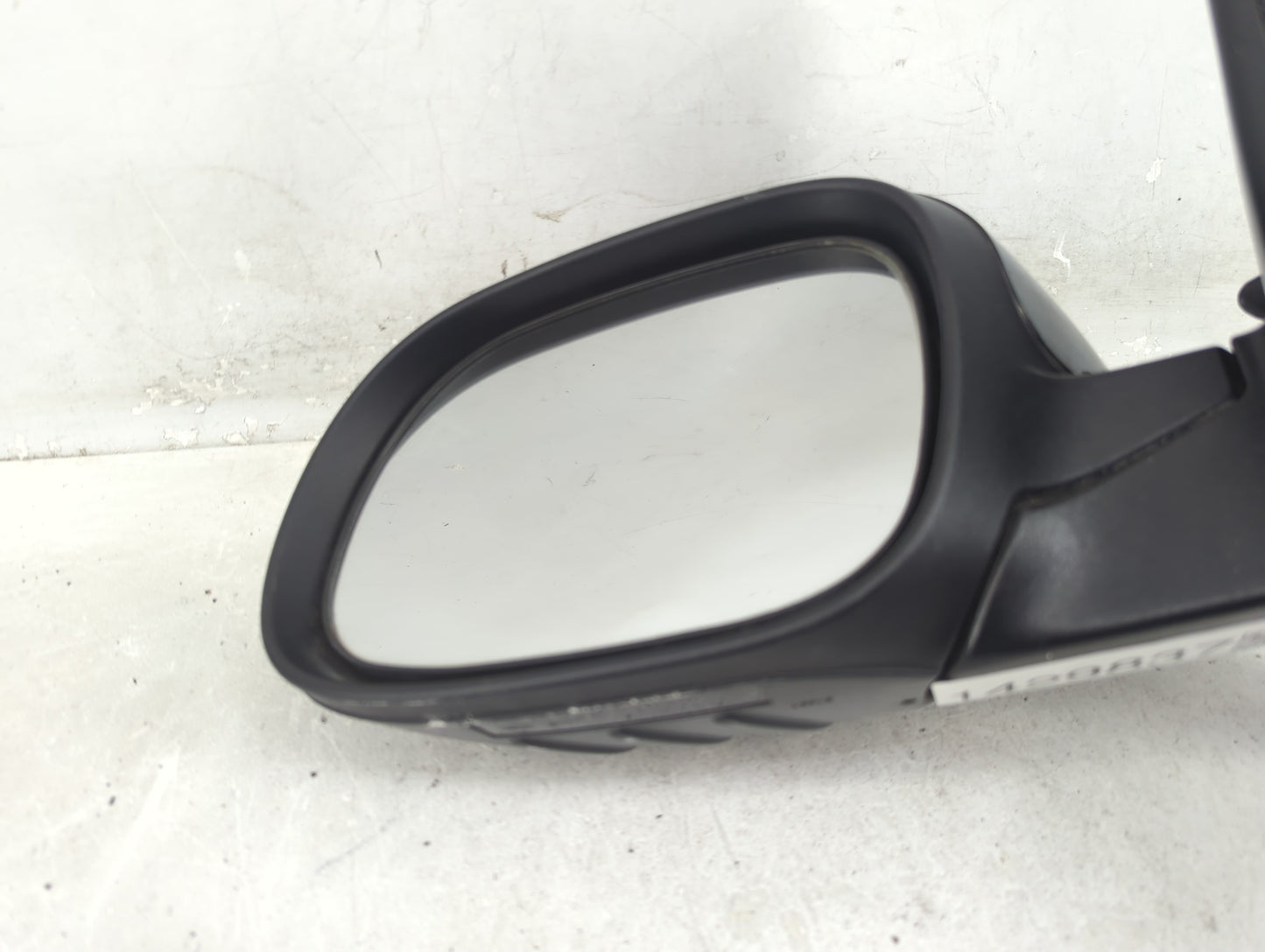 2014-2019 Kia Soul Driver Side View Mirror - Left Door Mirror OEM Used - Oemusedautoparts1.com