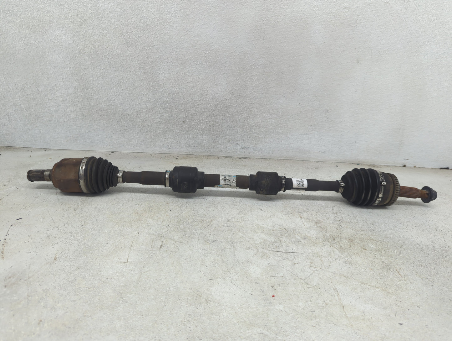 2014-2019 Kia Soul Axle Shaft Front Passenger Cv C/v - Oemusedautoparts1.com