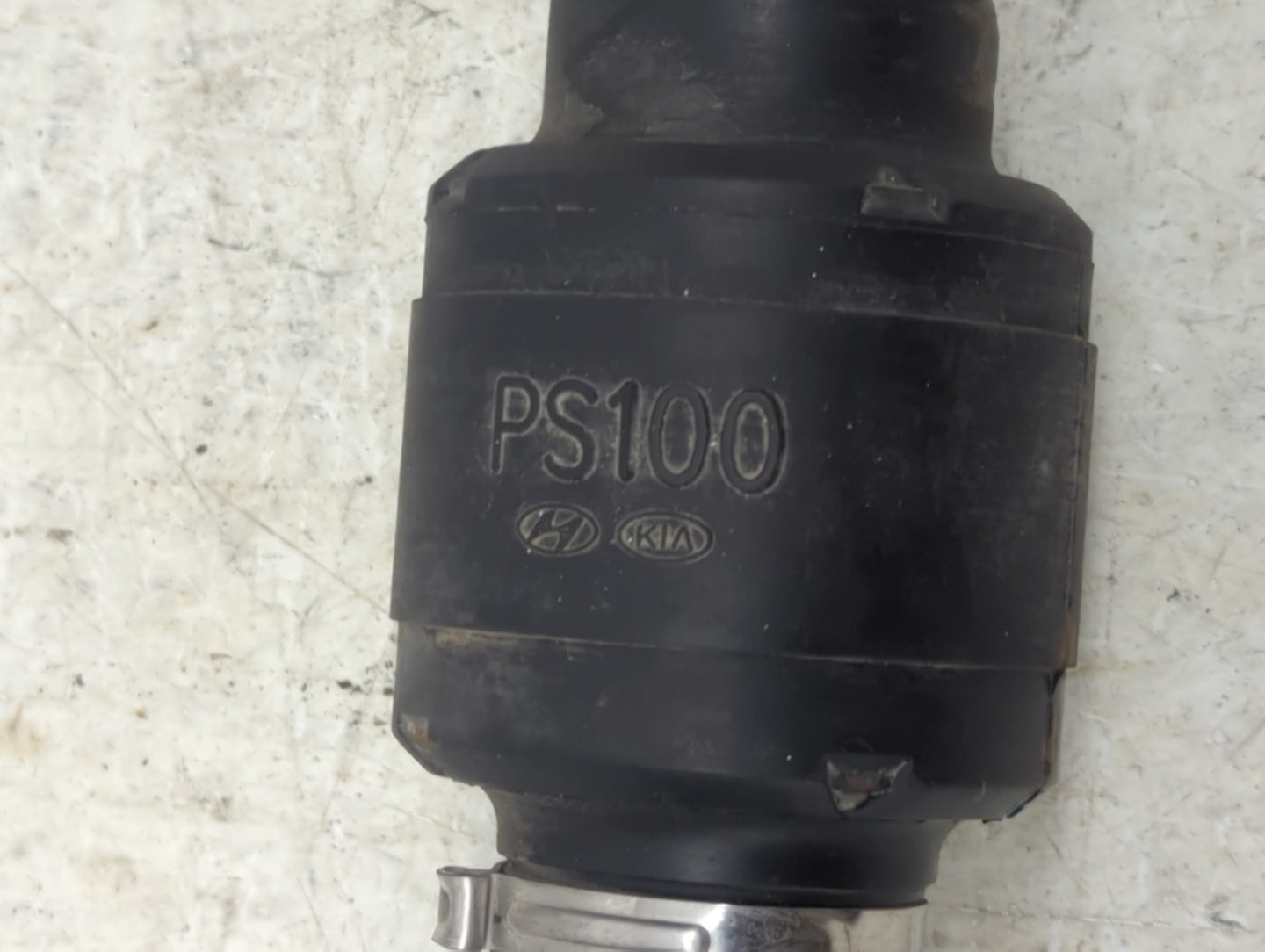 2014-2019 Kia Soul Axle Shaft Front Passenger Cv C/v - Oemusedautoparts1.com