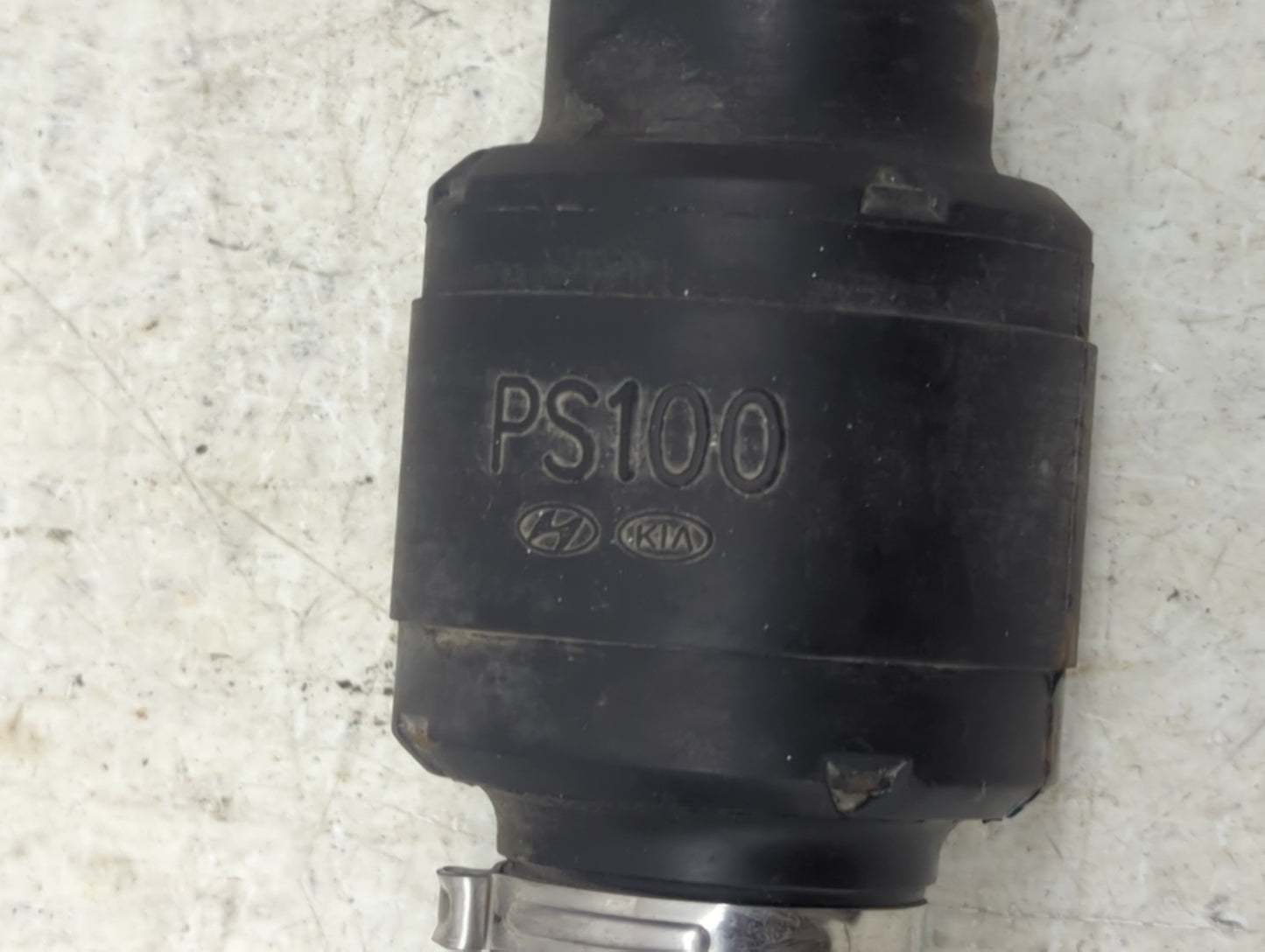 2014-2019 Kia Soul Axle Shaft Front Passenger Cv C/v - Oemusedautoparts1.com
