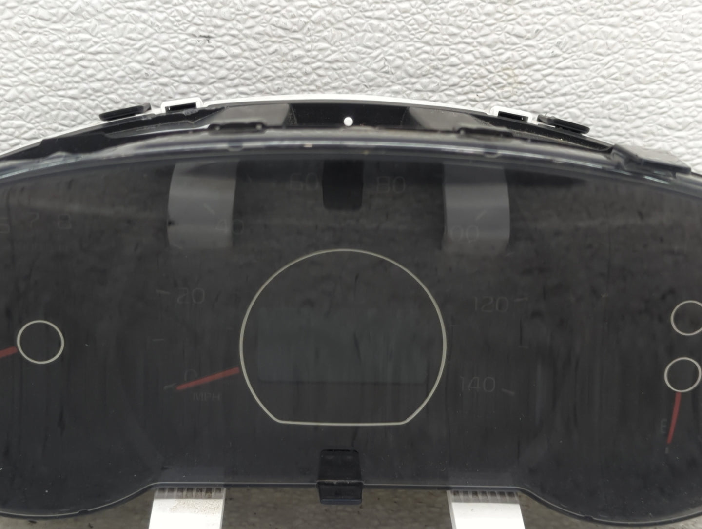 2014-2015 Kia Soul Instrument Cluster Speedometer Gauges P/N:94006-B2540 Fits Fits 2014 2015 OEM Used Auto Parts - Oemusedau