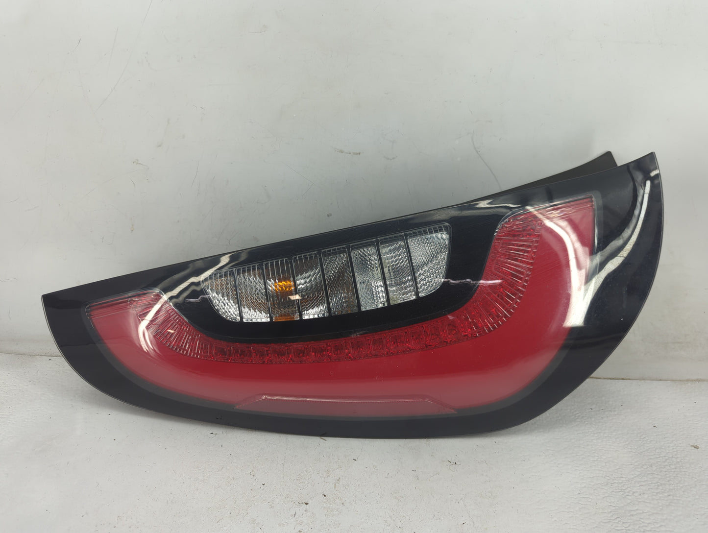2014-2019 Kia Soul Tail Light Assembly Driver Left OEM P/N:14013 14014 Fits Fits 2014 2015 2016 2017 2018 2019 OEM Used Auto