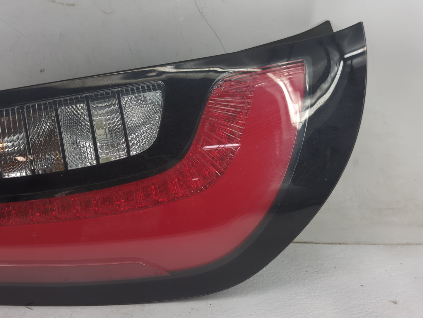 2014-2019 Kia Soul Tail Light Assembly Driver Left OEM P/N:14013 14014 Fits Fits 2014 2015 2016 2017 2018 2019 OEM Used Auto