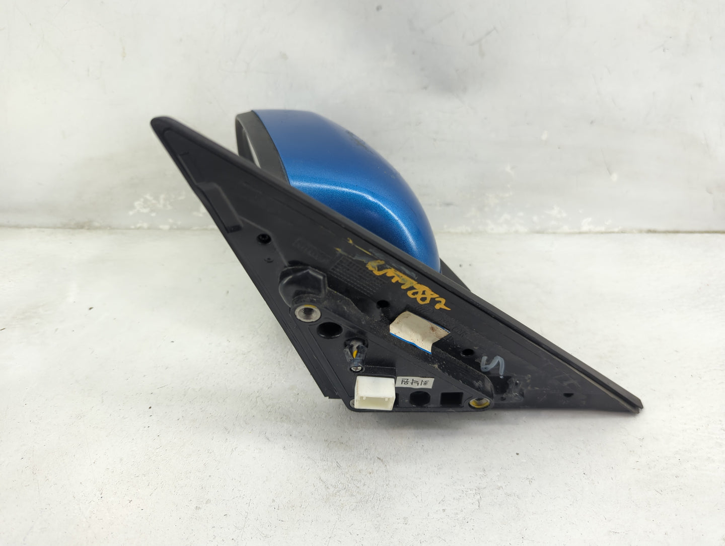 2014-2019 Kia Soul Driver Side View Mirror - Left Door Mirror OEM Used - Oemusedautoparts1.com