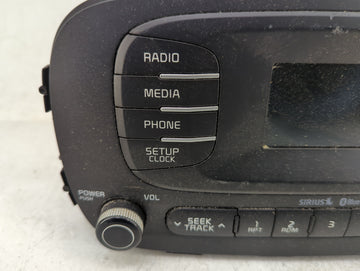 2014-2016 Kia Soul Radio AM FM Cd Player Receiver Replacement P/N:96170-B2090CA AM1A0B2AN, TQ8-AM1A0B2AN Fits Fits 2014 2015 2016 OEM Used Auto Parts