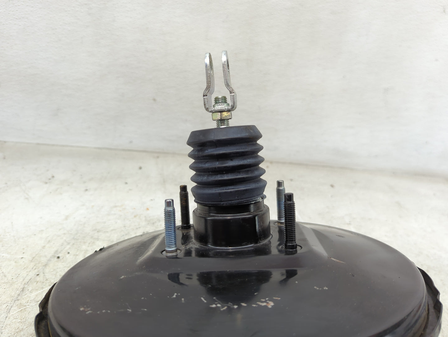 2014-2016 Kia Soul Power Brake Booster Oem 1450756 - Oemusedautoparts1.com