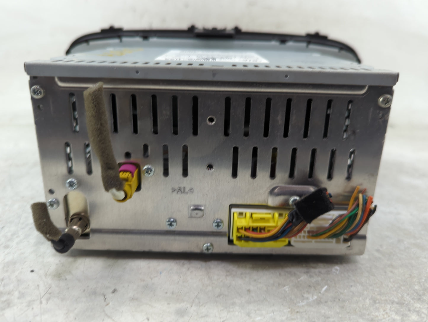 2014-2016 Kia Soul Radio AM FM Cd Player Receiver Replacement P/N:96170-B2090CA Fits Fits 2014 2015 2016 OEM Used Auto Parts