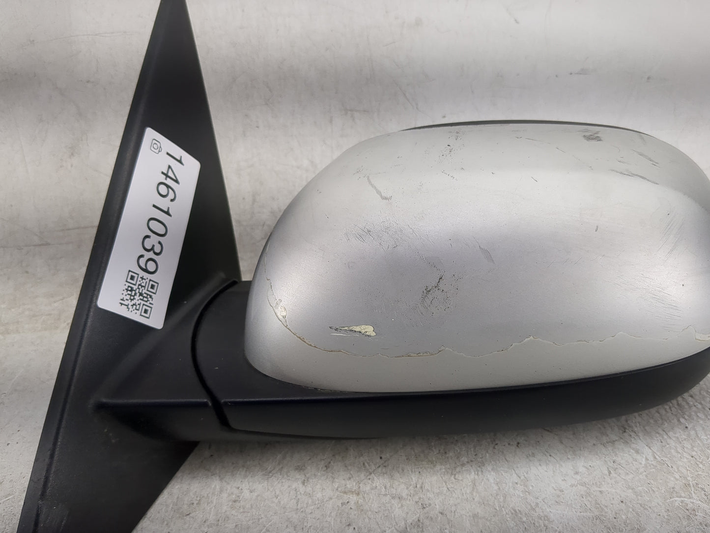 2014-2019 Kia Soul Driver Side View Mirror - Left Door Mirror OEM Used - Oemusedautoparts1.com