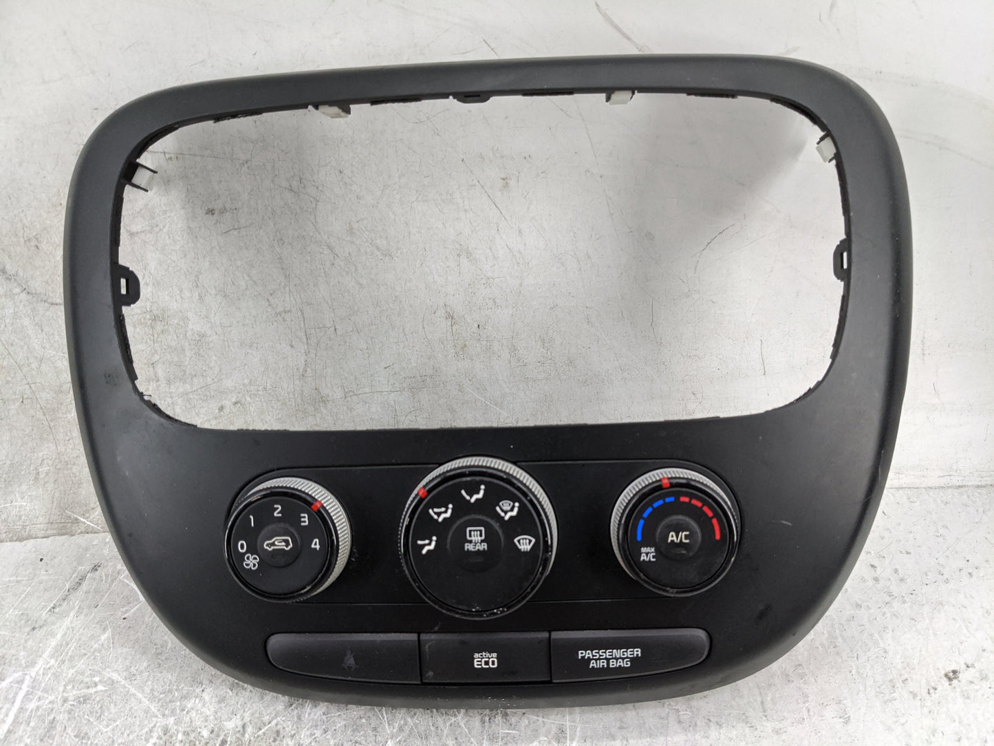 2014-2016 Kia Soul Climate Control Module Temperature AC/Heater Replacement P/N:97250-B2XXX 97250-B2AS0ASB Fits OEM Used Aut