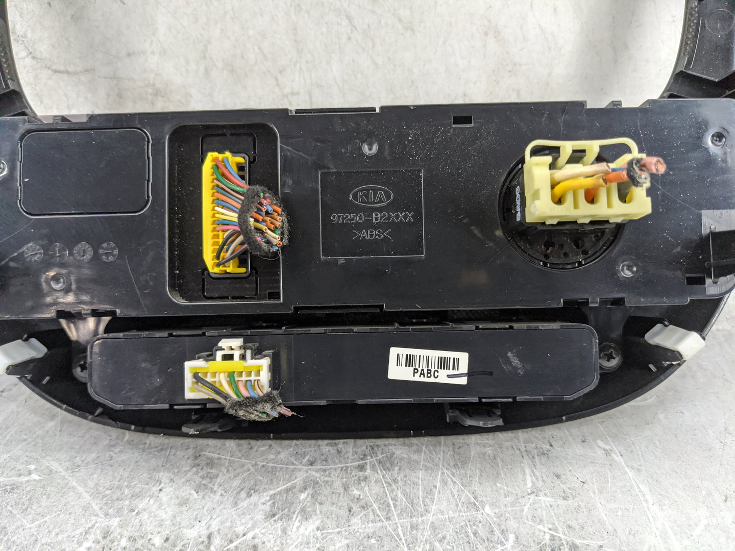 2014-2016 Kia Soul Climate Control Module Temperature AC/Heater Replacement P/N:97250-B2XXX 97250-B2AS0ASB Fits OEM Used Aut