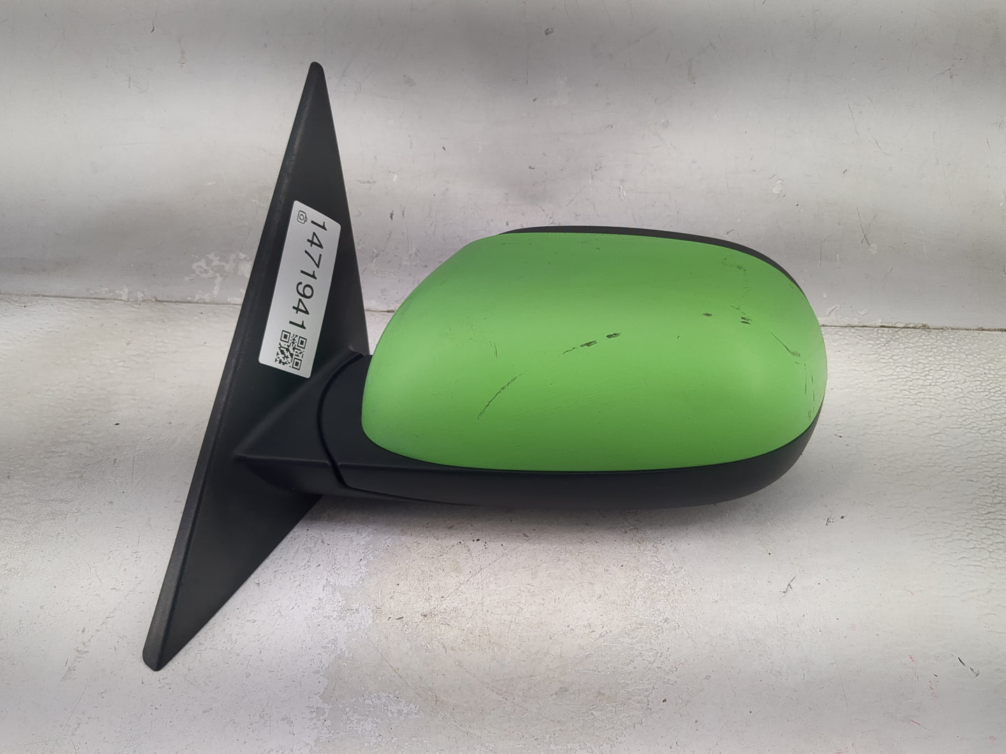 2014-2019 Kia Soul Driver Side View Mirror - Left Door Mirror OEM Used - Oemusedautoparts1.com