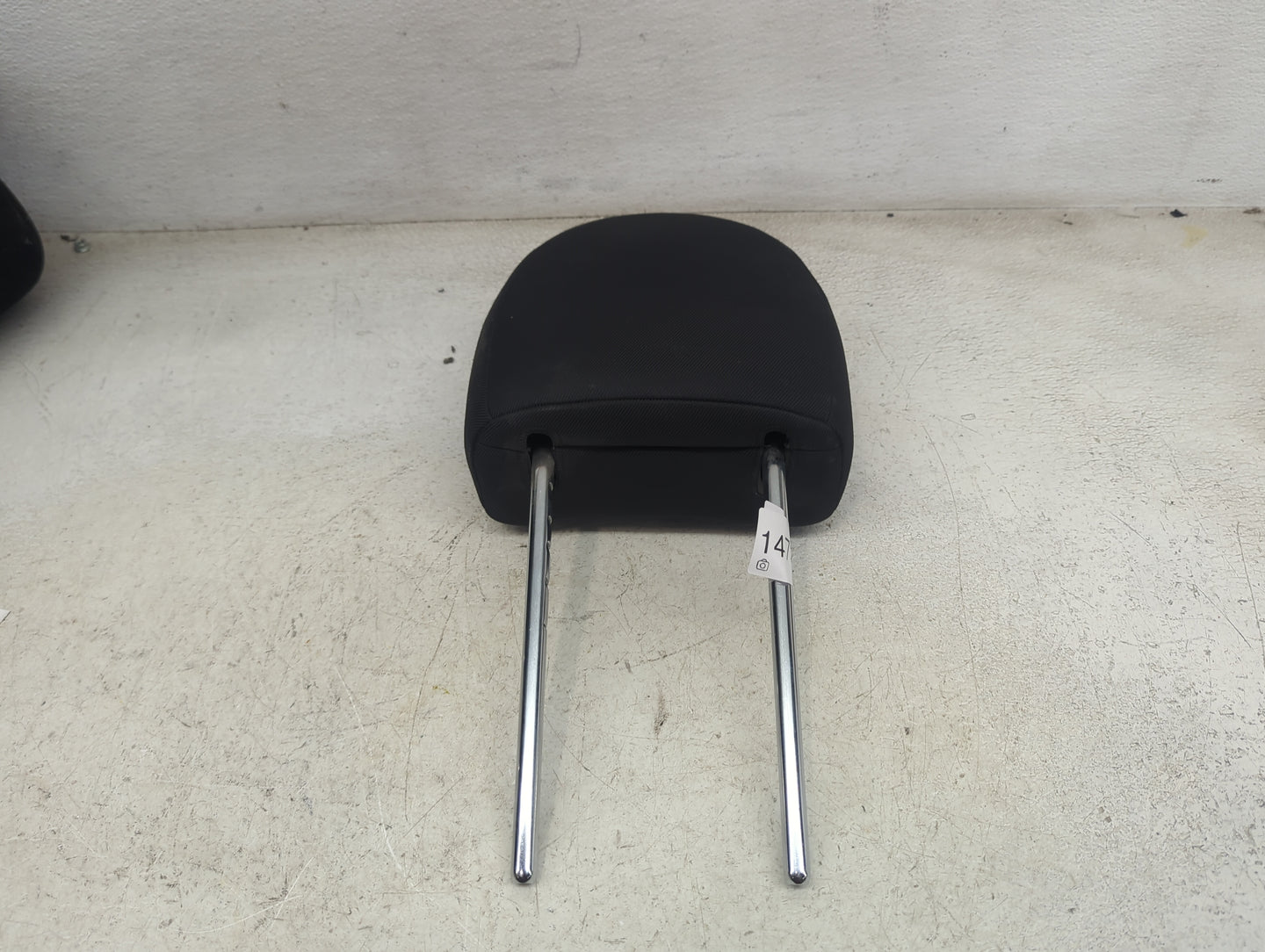 2015 Kia Soul Headrest Head Rest Front Driver Seat Black - Oemusedautoparts1.com