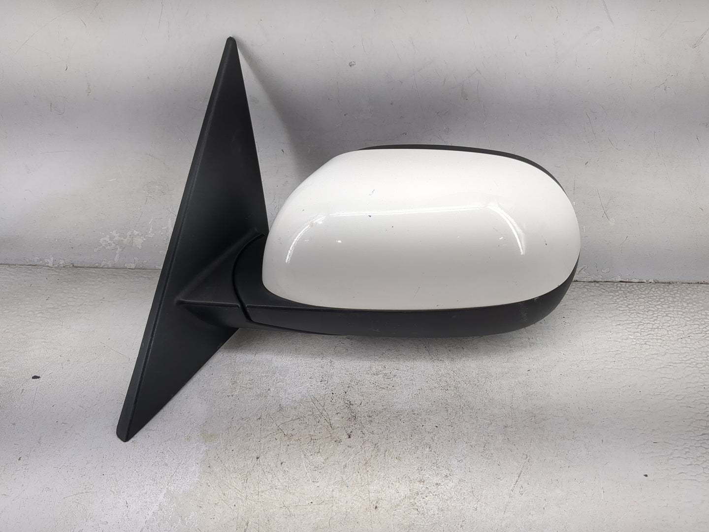 2015 Kia Soul Driver Side View Mirror - Left Door Mirror OEM Used - Oemusedautoparts1.com