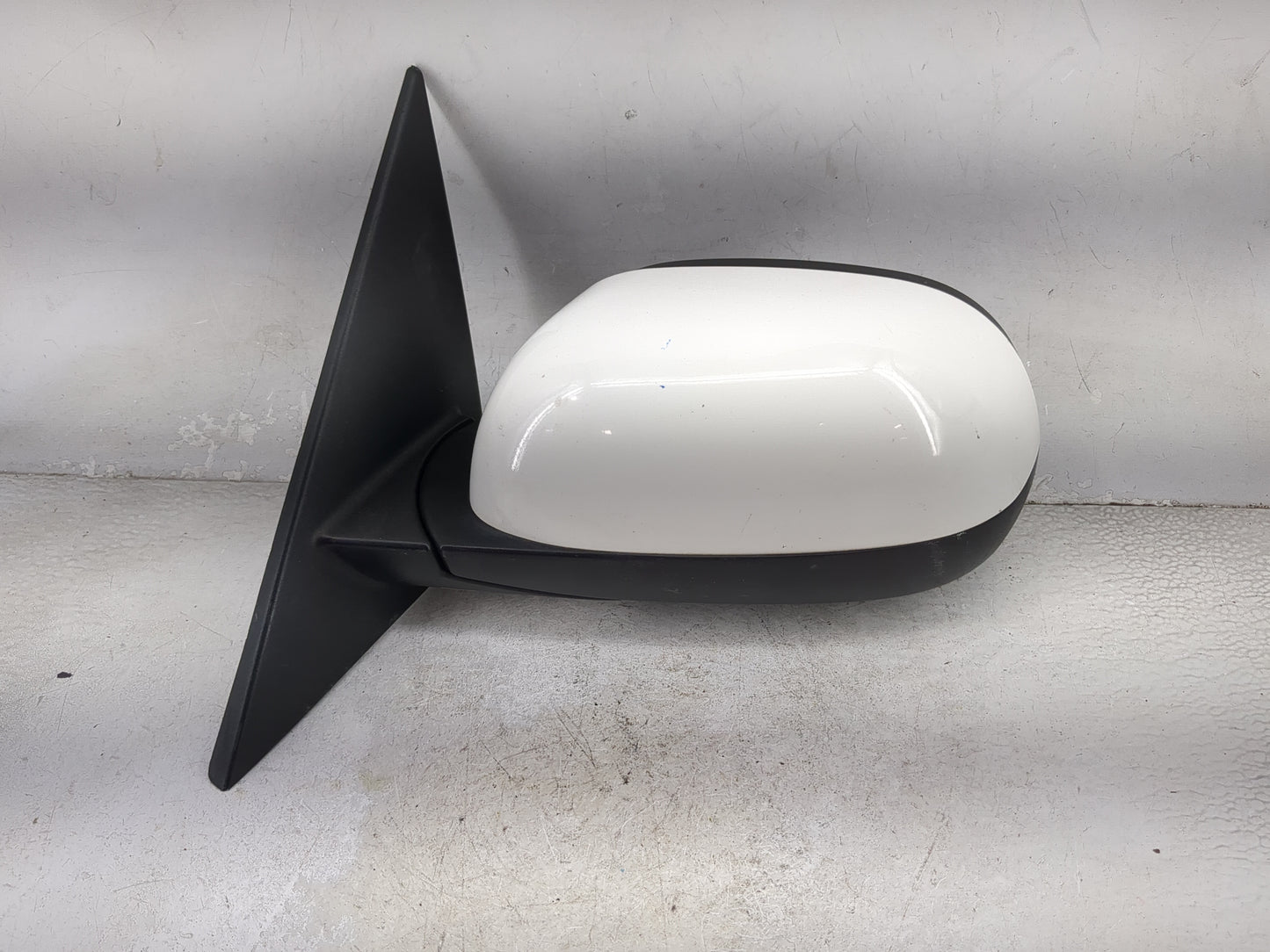 2015 Kia Soul Driver Side View Mirror - Left Door Mirror OEM Used - Oemusedautoparts1.com