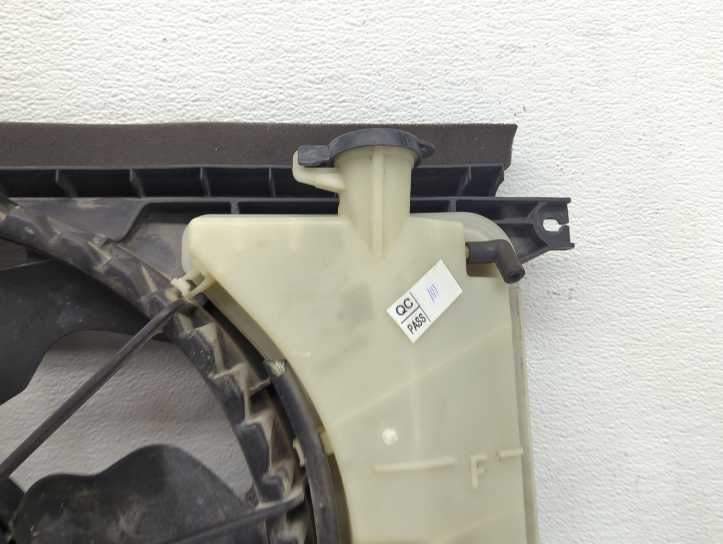 2014-2019 Kia Soul Electric Radiator Cooling Fan Motor Assembly P/N:KA67017A KI3115134 Fits Fits 2014 2015 2016 2017 2018 20