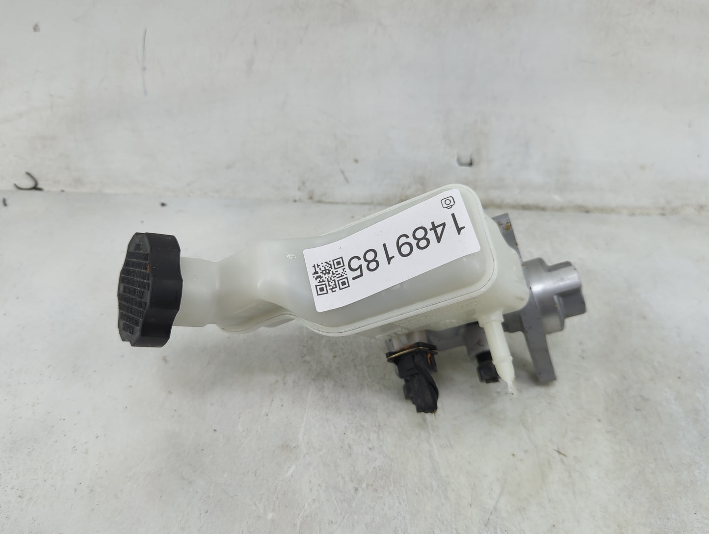 2014-2016 Kia Soul Brake Master Cylinder 1489185 - Oemusedautoparts1.com
