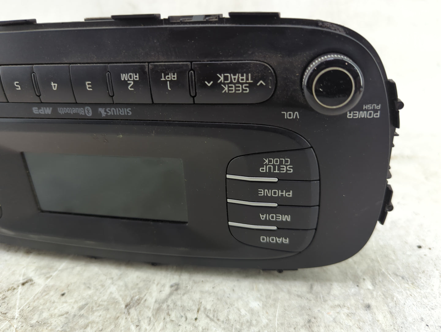 2015-2016 Kia Soul Radio AM FM Cd Player Receiver Replacement P/N:96170-B2000CA AM1A0B2AN, 96170-B2090CA Fits Fits 2015 2016